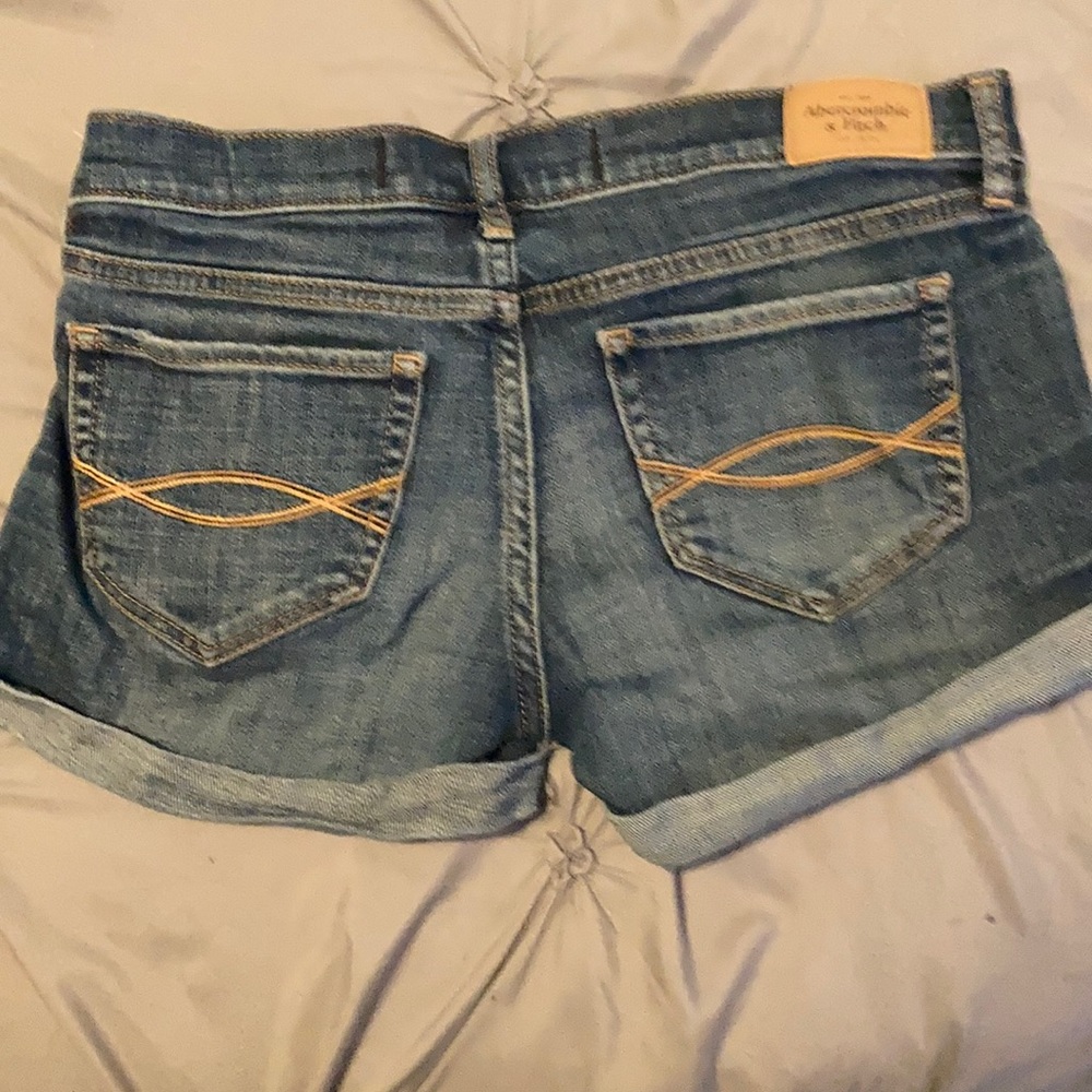 Shorts - Picture 2 of 2